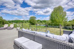 Veranda- click for photo gallery